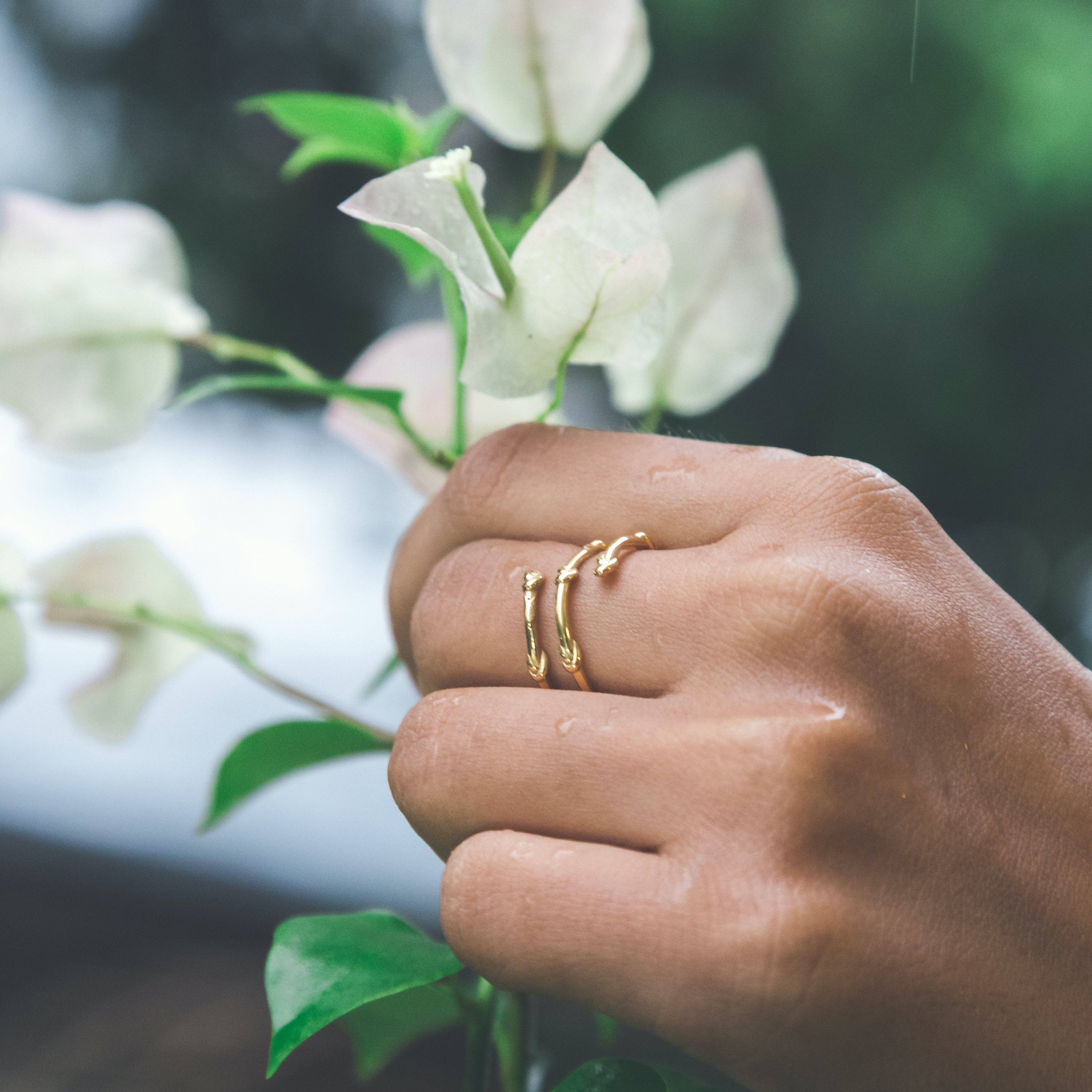 Knots of Freedom Ring: Gold